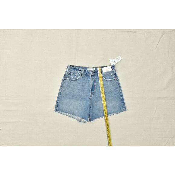 Abercrombie & Fitch Women The Dad Short High Rise Blue Denim Size 29 Cotton NWT - Picture 2 of 8